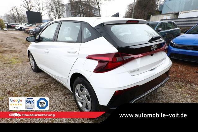 Hyundai i20 Select DCT MY26 Nav Kam PDC Klima Temp CarP 