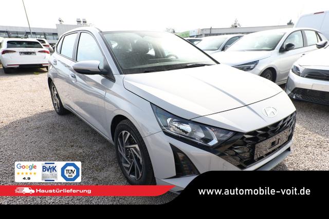 Hyundai i20 Select Navi DigCo 16Z CarPlay Kam PDC Temp 