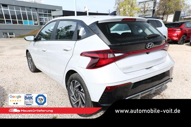 Hyundai i20 Select Navi DigCo 16Z CarPlay Kam PDC Temp 