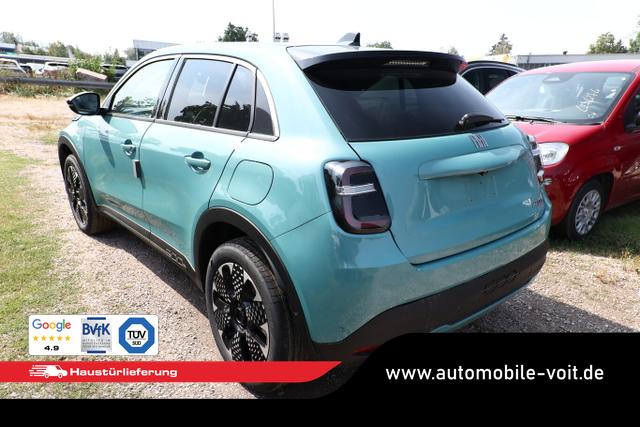 Fiat 600 Hybrid La Prima SHZ eHK ACC Nav Kam 360&deg;PDC 