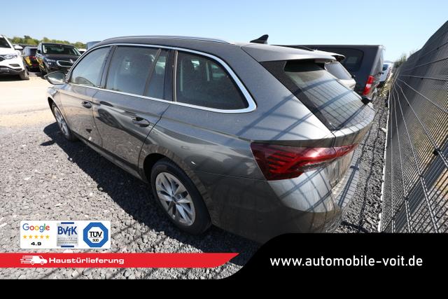 Skoda Octavia Combi Selection DSG Selec Matrix HUD Nav ACC Kessy 