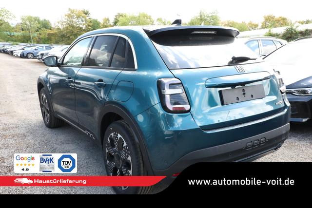 Fiat 600 Hybrid La Prima SHZ eHK ACC Nav Kam 360&deg;PDC 