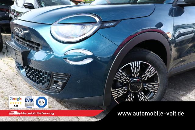 Fiat 600 Icon Hybrid SHZ Keyl Nav Kam 2xPDC LED CarP 