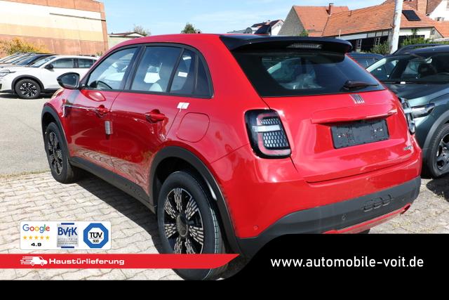 Fiat 600 Icon Hybrid SHZ Keyl Nav Kam 2xPDC LED CarP 