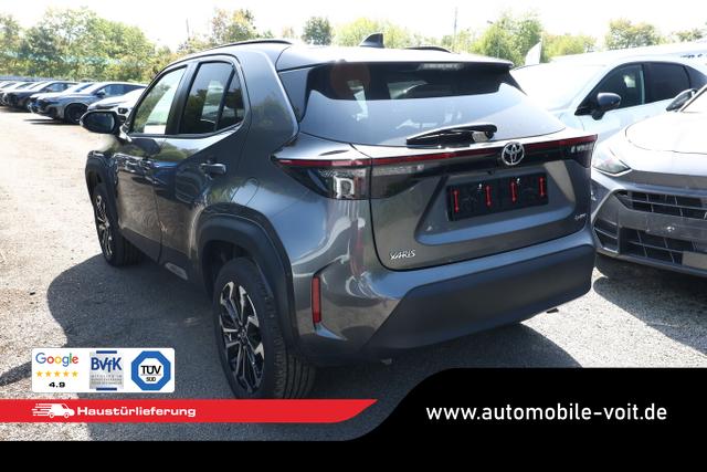 Toyota Yaris Cross LED Nav Smartkey 17" Privacy ACC 