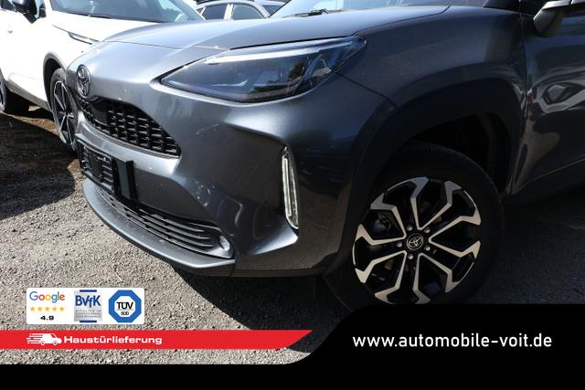 Toyota Yaris Cross LED Nav Smartkey 17" Privacy ACC 