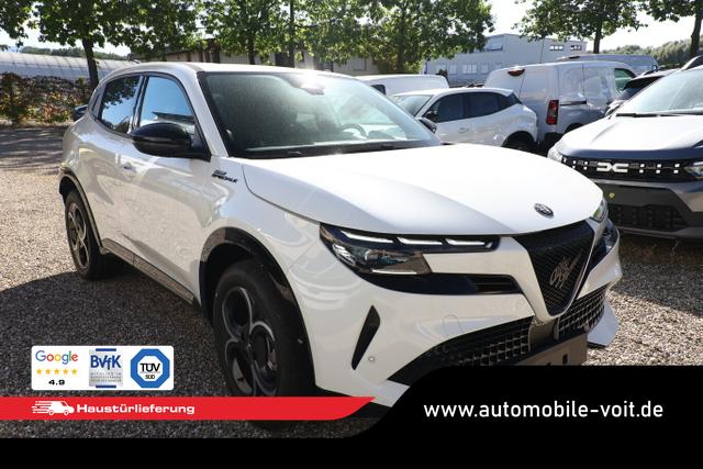 Alfa Romeo Junior SPORT SPECIALE Ibrida Q4 TechP 18"LM Navi 