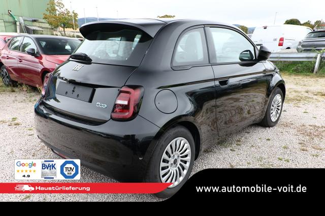 Fiat 500e 42kWh Klimaaut. Nav PDC Kam CarPlay KeylGo 