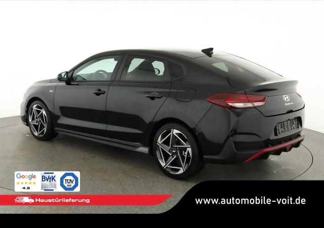 Hyundai i30 N Line 1.5 T-GDI DCT Fastback N-LINE, Navi, 18-Zoll, Kamera, LED, Winter 
