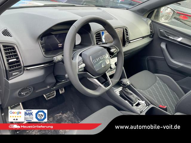 Skoda Karoq - Sportline 1.5 TSI DSG Sportline, AHK, Navi, CANTON, Matrix, AreaView, Side, Kamera, el. Klappe, FS-beheizbar