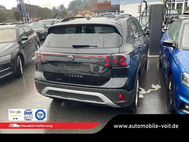 Volkswagen T-Cross - 1.0 TSI 85 kW Life DSG Life, IQ.Light, AHK, ACC, Kamera, 17-Zoll, Winterpaket
