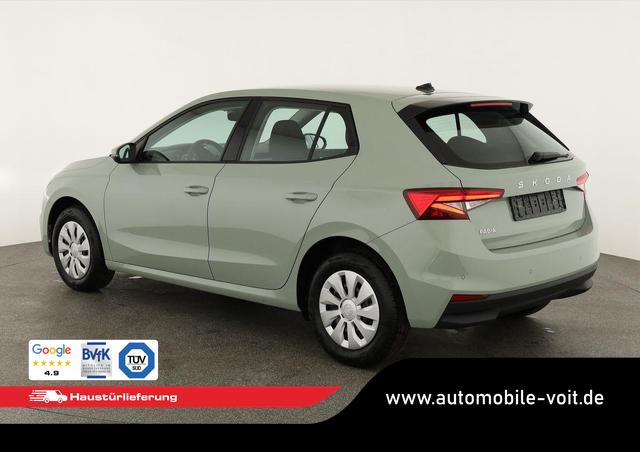 Skoda Fabia Selection 1.0 TSI Selection, AHK, Tempomat, Ladeboden, Park, Winterpaket, SmartLink, 4-J Garantie 
