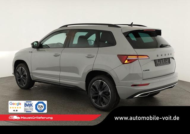 Skoda Karoq Sportline 1.5 TSI DSG Sportline, Pano, AHK, Navi, CANTON, Matrix, AreaView, Side, el. Klappe, FS-beheizbar, 5 J.-Garantie 