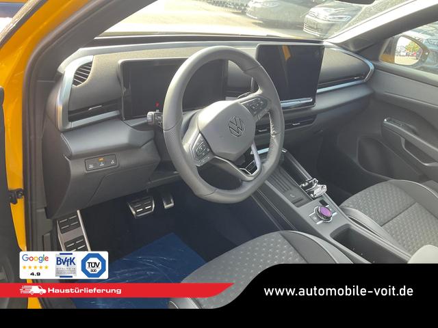 Volkswagen T-Roc - 1.5 eTSI 110 kW R-Line DSG Black, AHK, IQ.Light, Kamera, el. Klappe, 19-Zoll