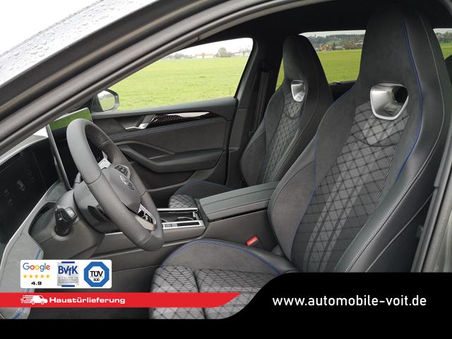 Volkswagen Passat Variant 2.0 TDI 142 kW 4Motion R-Line DSG Head Up AHK Navi 
