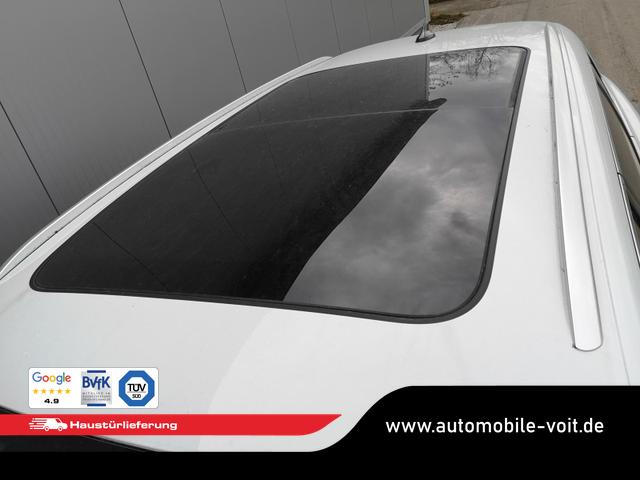 Skoda Superb Combi 2.0 TDI 142kW 4x4 Selection DSG Standh Sound AHK 360 Head Up Pano 