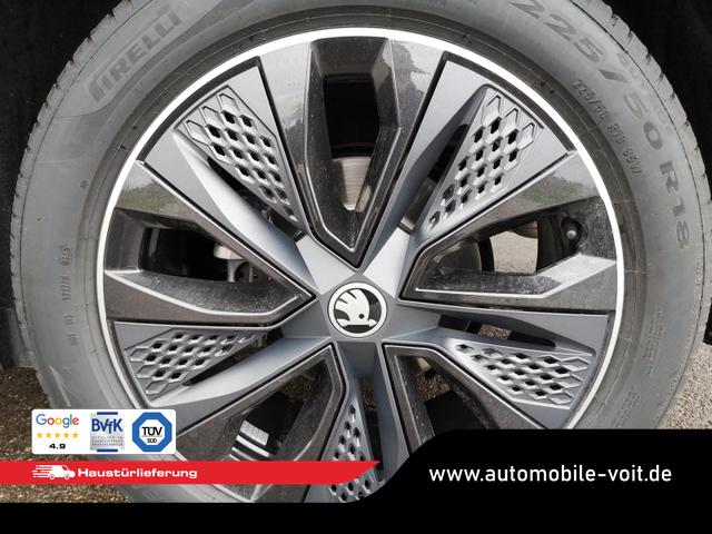 Skoda Karoq Sportline 2.0TDI DSG 4x4 AHK Matrix Navi ACC 