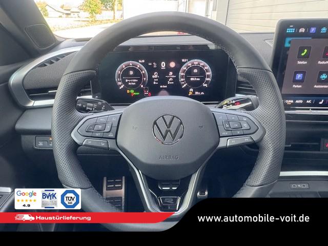 Volkswagen T-Roc 1.5 eTSI 110 kW R-Line Pano Black GV5 19 Zoll 