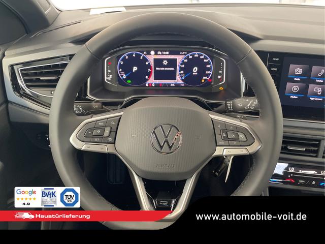 Volkswagen / Taigo / Weiß / / / 110PS DSG AHK+Navi+IQ.Light