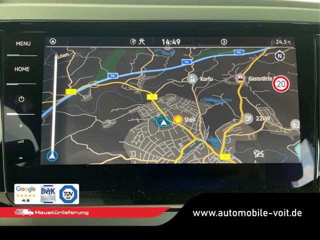 Volkswagen / Taigo / Weiß / / / 110PS DSG AHK+Navi+IQ.Light