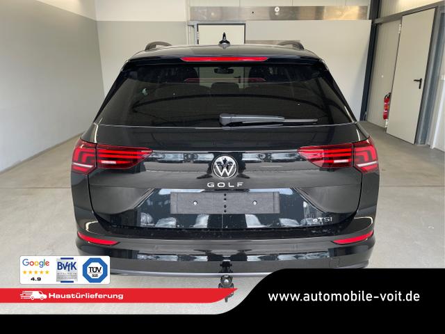 Volkswagen / Golf Variant / Schwarz / / / 150PS DSG AHK+Kessy+Navi
