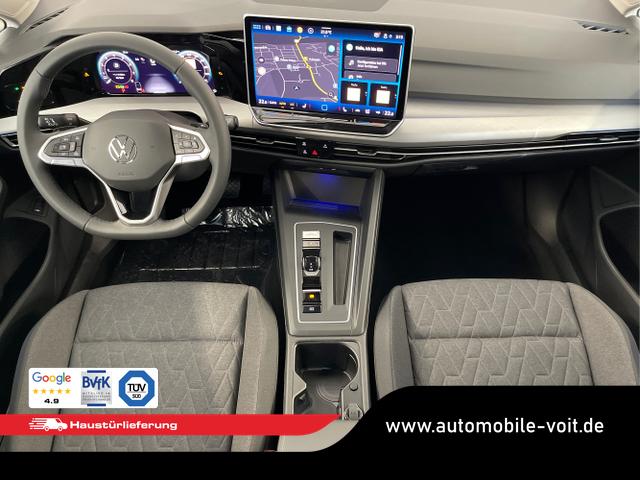 Volkswagen / Golf Variant / Schwarz / / / 150PS DSG AHK+Kessy+Navi