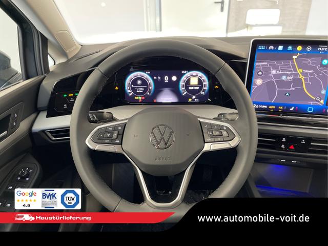 Volkswagen / Golf Variant / Schwarz / / / 150PS DSG AHK+Kessy+Navi