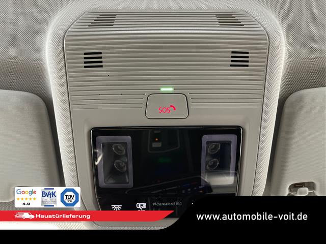 Volkswagen / Golf Variant / Schwarz / / / 150PS DSG AHK+Kessy+Navi