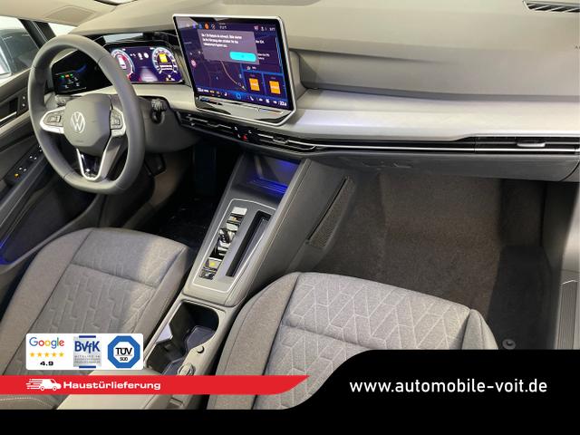 Volkswagen / Golf Variant / Schwarz / / / 150PS DSG AHK+Kessy+Navi