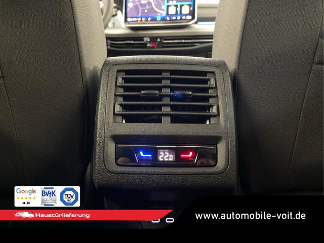 Volkswagen / Golf Variant / Schwarz / / / 150PS DSG AHK+Kessy+Navi
