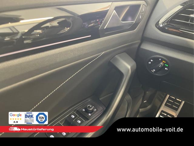 Volkswagen / T-Roc / Weiß / / / 150PS DSG AHK+Black Style