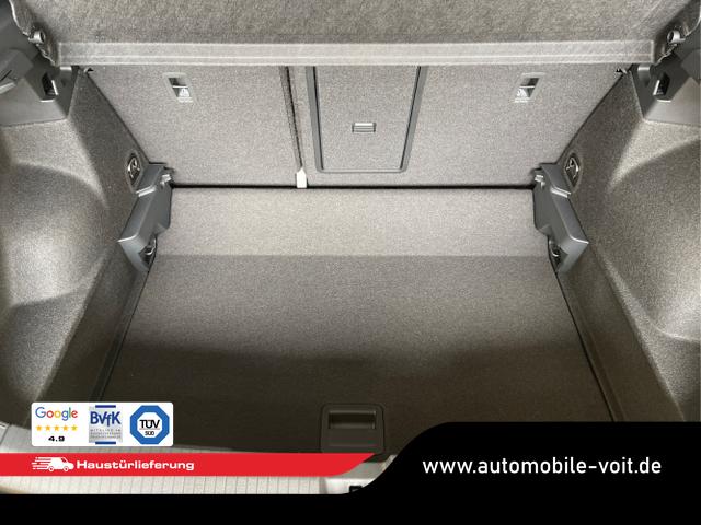 Volkswagen / T-Roc / Weiß / / / 150PS DSG AHK+Black Style