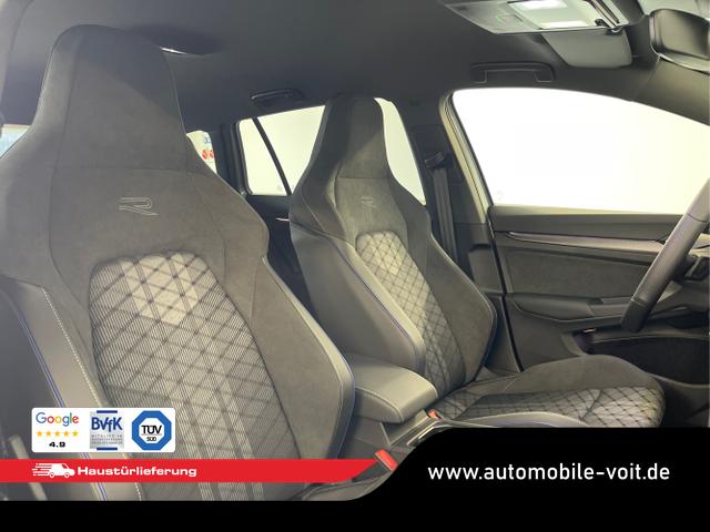 Volkswagen / Golf Variant / Silber / / / 150PS DSG+Black Style+AHK