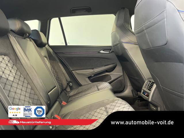 Volkswagen / Golf Variant / Silber / / / 150PS DSG+Black Style+AHK