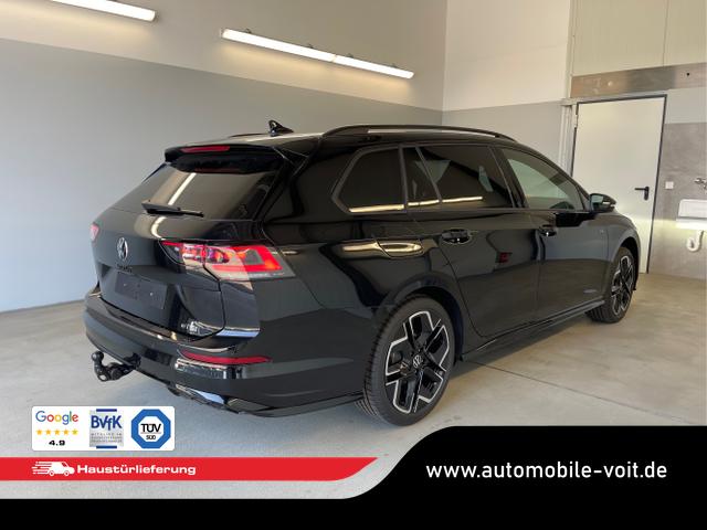Volkswagen / Golf Variant / Schwarz / / / 150PS DSG+Black Style+AHK