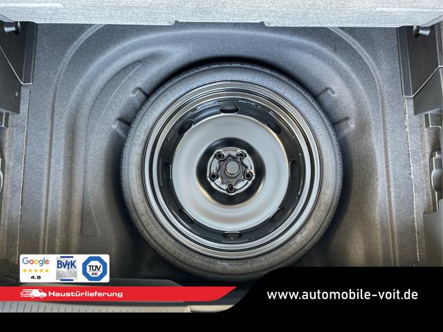 Volkswagen / Golf Variant / Schwarz / / / 150PS DSG+Black Style+AHK