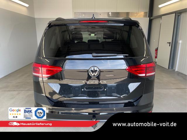 Volkswagen / Touran / Schwarz / / / 7Si+IQ.Light+AHK+Kessy+Cam