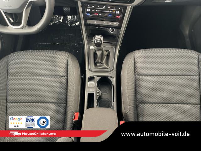 Volkswagen / Touran / Schwarz / / / 7Si+IQ.Light+AHK+Kessy+Cam