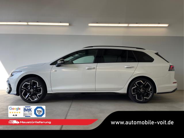 Volkswagen / Golf Variant / Weiß / / / 150PS DSG+Black Style+AHK