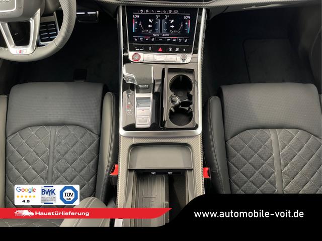 Audi / SQ7 / Schwarz / / / Nachtsicht+Fahrwerkspaket