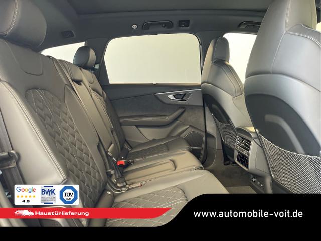 Audi / SQ7 / Schwarz / / / Nachtsicht+Fahrwerkspaket