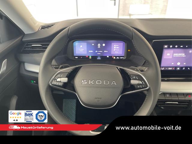 Skoda / Octavia Combi / Grau / / / DSG AHK+Sitzheizung+App Connect