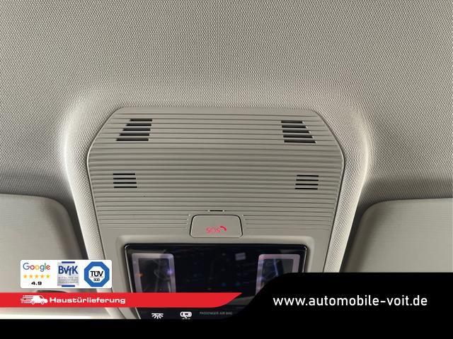 Volkswagen / Golf / Grau / / / eHybrid IQ.Light+Navi+Travel Assist