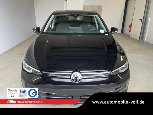Volkswagen / Golf / Schwarz / / / eHybrid IQ.Light+Navi+Travel Assist