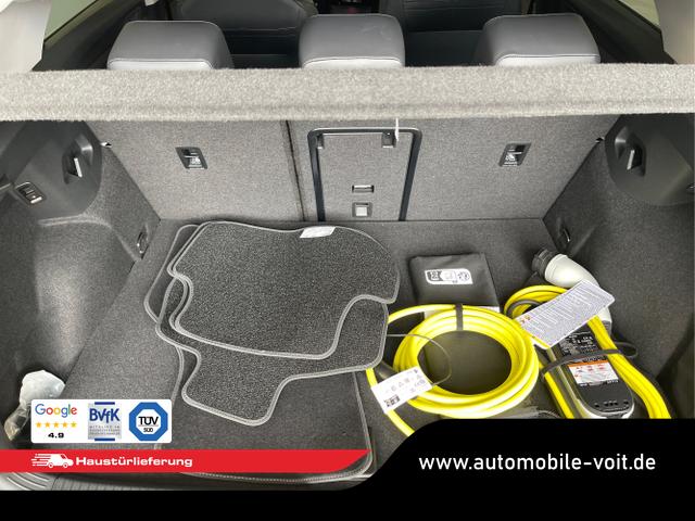 Volkswagen / Golf / Schwarz / / / eHybrid IQ.Light+Navi+Travel Assist
