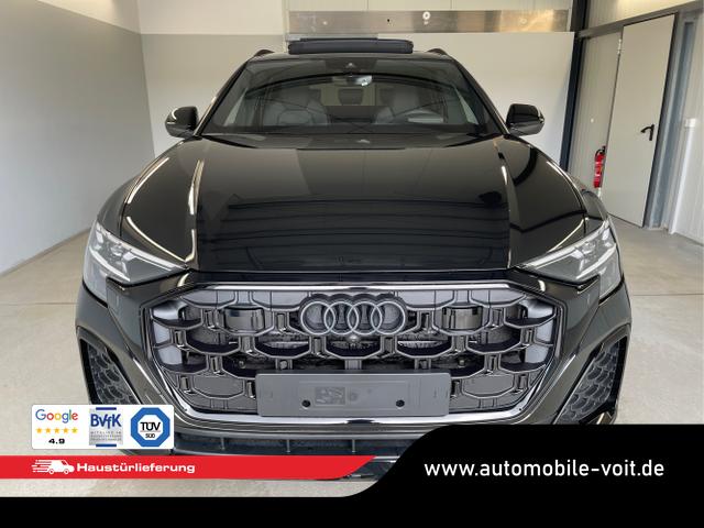 Audi / Q8 / Schwarz / / / S line STHZ+Pano+AHK+HUD