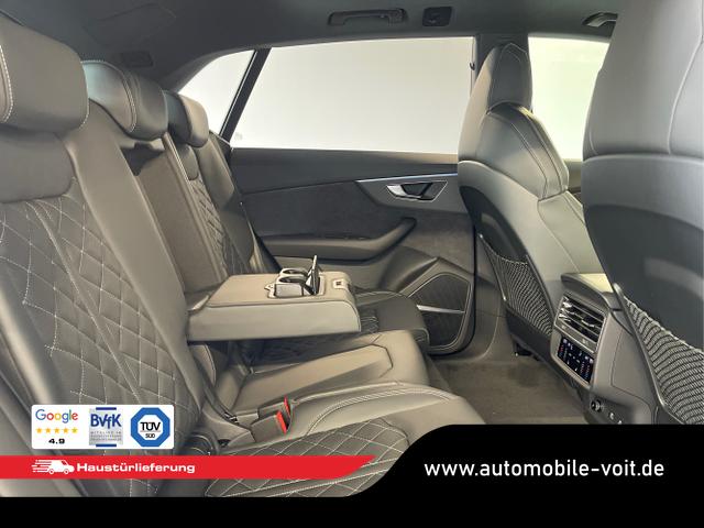 Audi / Q8 / Schwarz / / / S line STHZ+Pano+AHK+HUD