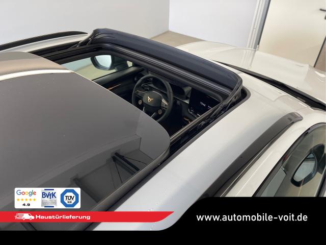Cupra / Terramar / Weiß / / / 4Drive Pano+AKEBONO+Matrix+AHK+Stdhz+20 Zoll