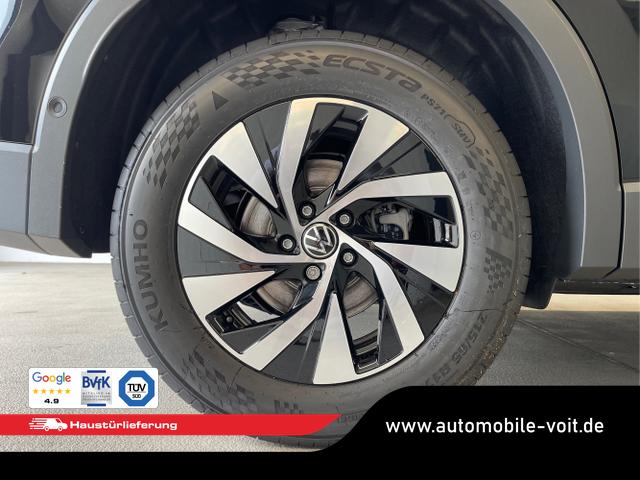 Volkswagen / Tiguan / Schwarz / / / 204PS DSG eHybrid IQ.Light+Navi