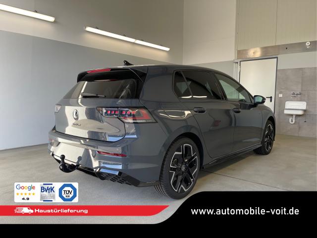 Volkswagen / Golf / Grau / / / 150PS DSG+Black Style